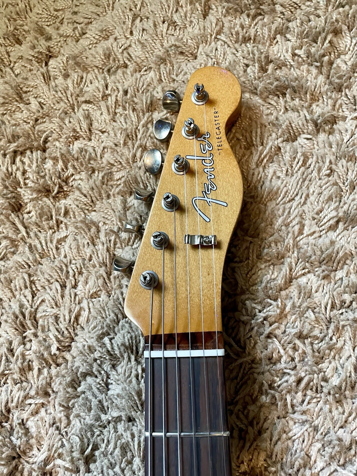 Fender Limited Vintera II Road Worn ’60s Telecaster – Burgundy Mist – Modified