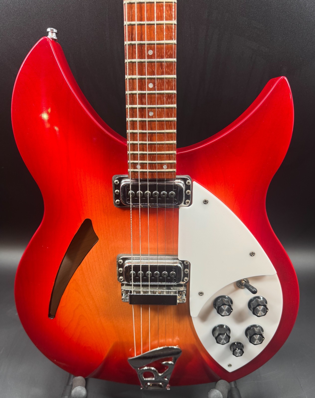 2016 Rickenbacker 330 6-String Electric Guitar FireGlo – Excellent Condition