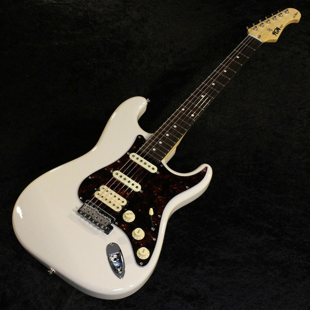 FUJIGEN (FGN) Made in Japan NST110RAL Vintage White #C260054 3.66kg Guitar