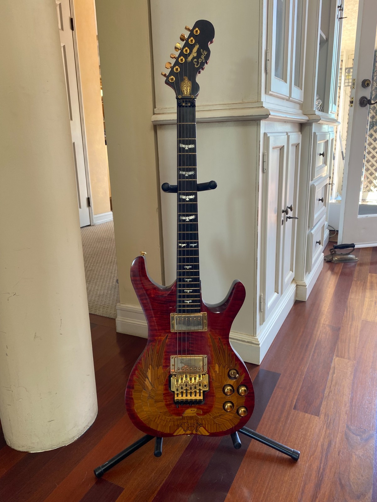 Handmade Electric Guitar. Custom Build Eagle 1 – Sunburst Nitro Finish.