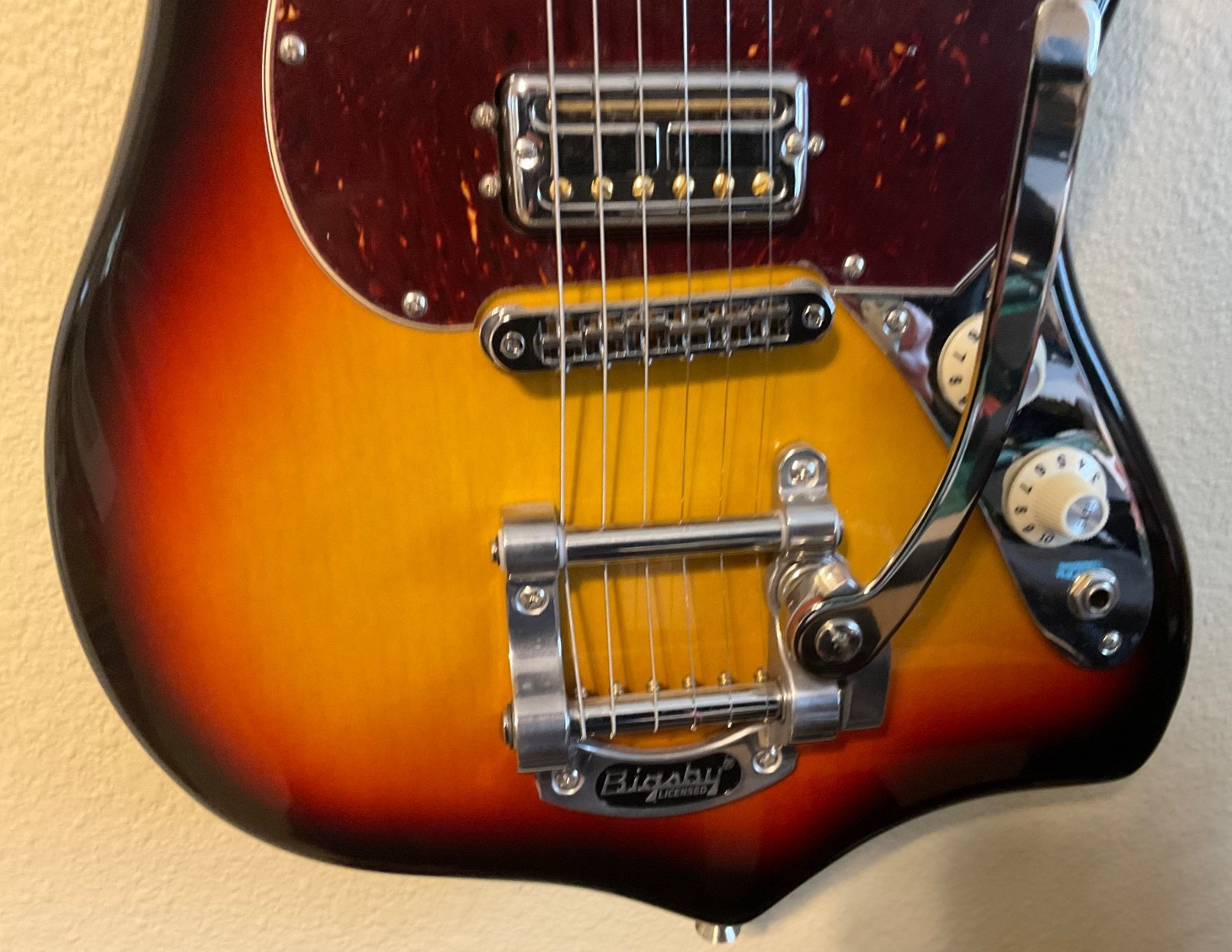Fender Parallel Universe Volume II Maverick Dorado Locking Tuners Mint W/Case!!