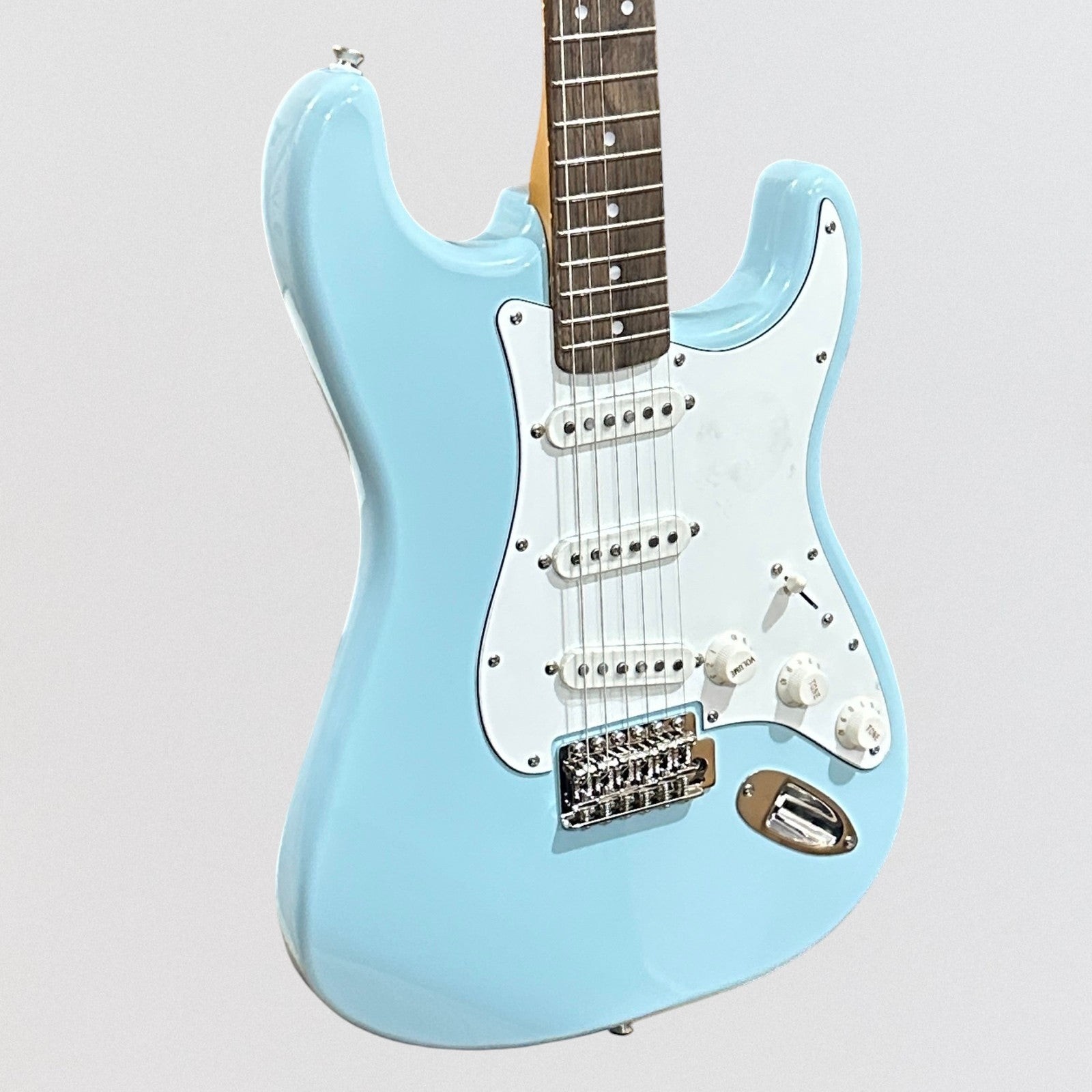 Fender Squier Classic Vibe ’70s Stratocaster Electric Guitar – Sonic Blue