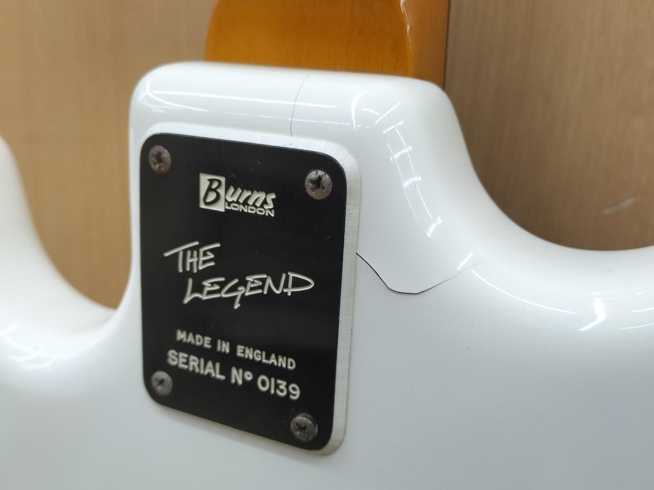 BURNS THE LEGEND Electric Guitar