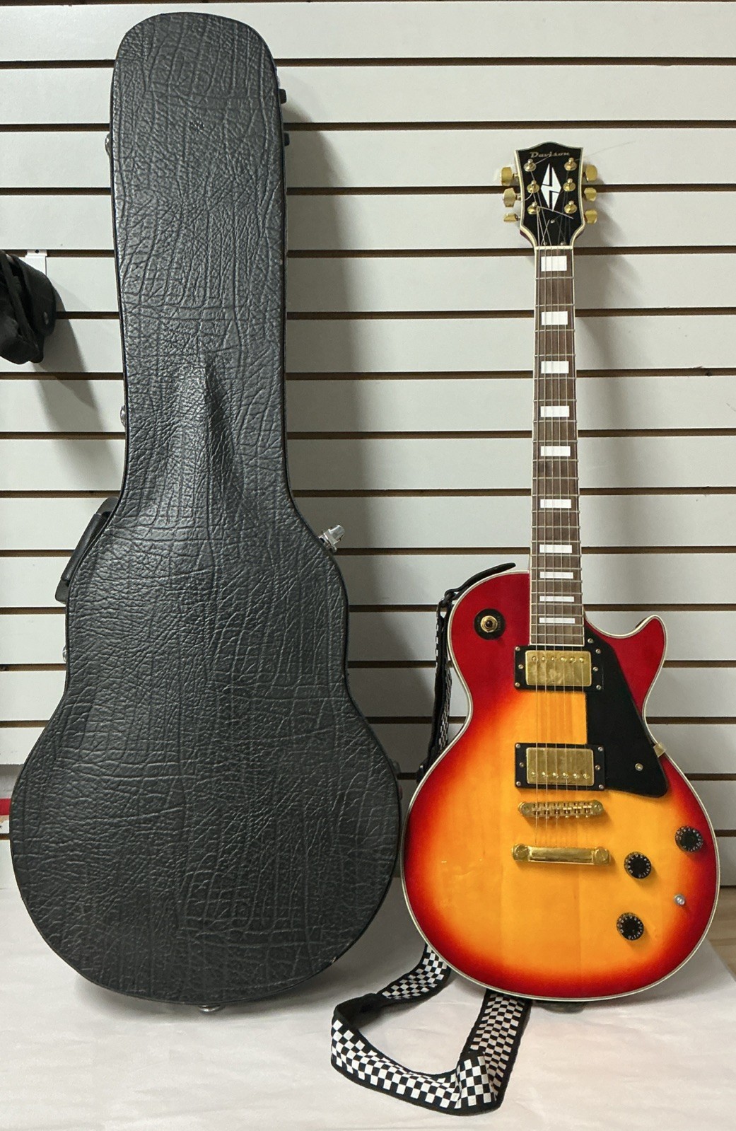 Davison Sunburst Red Electric Guitar W/ Strap + Hard Case