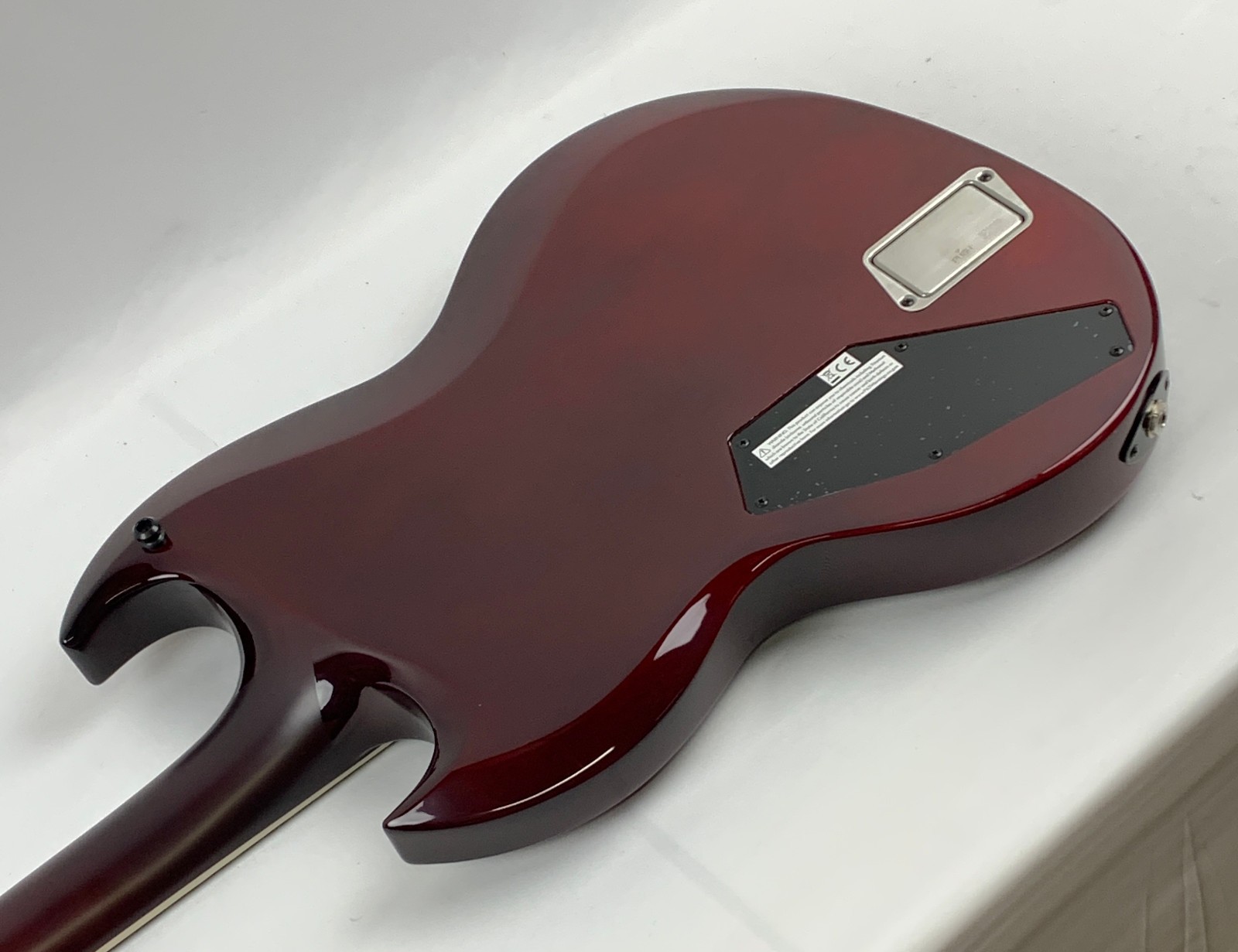 ESP E-II Viper Electric Guitar See Thru Black Cherry + ESP Case – B-Stock – EII