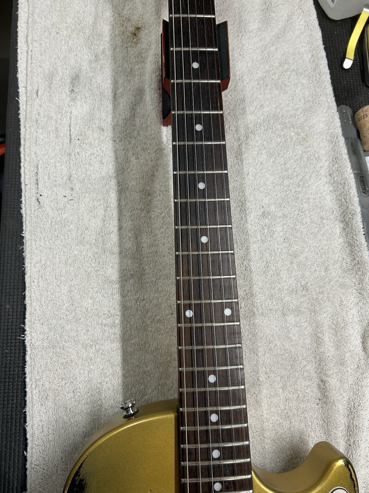 Epiphone Les Paul Junior P90 – Aztec Gold Nitro over Sunburst Road Worn