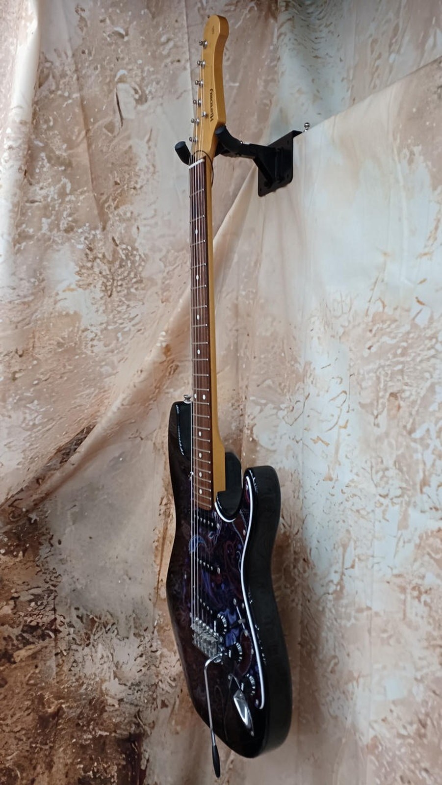 HISTORY SZ-1 Used Basswood body Maple neck Rosewood fingerboard Black