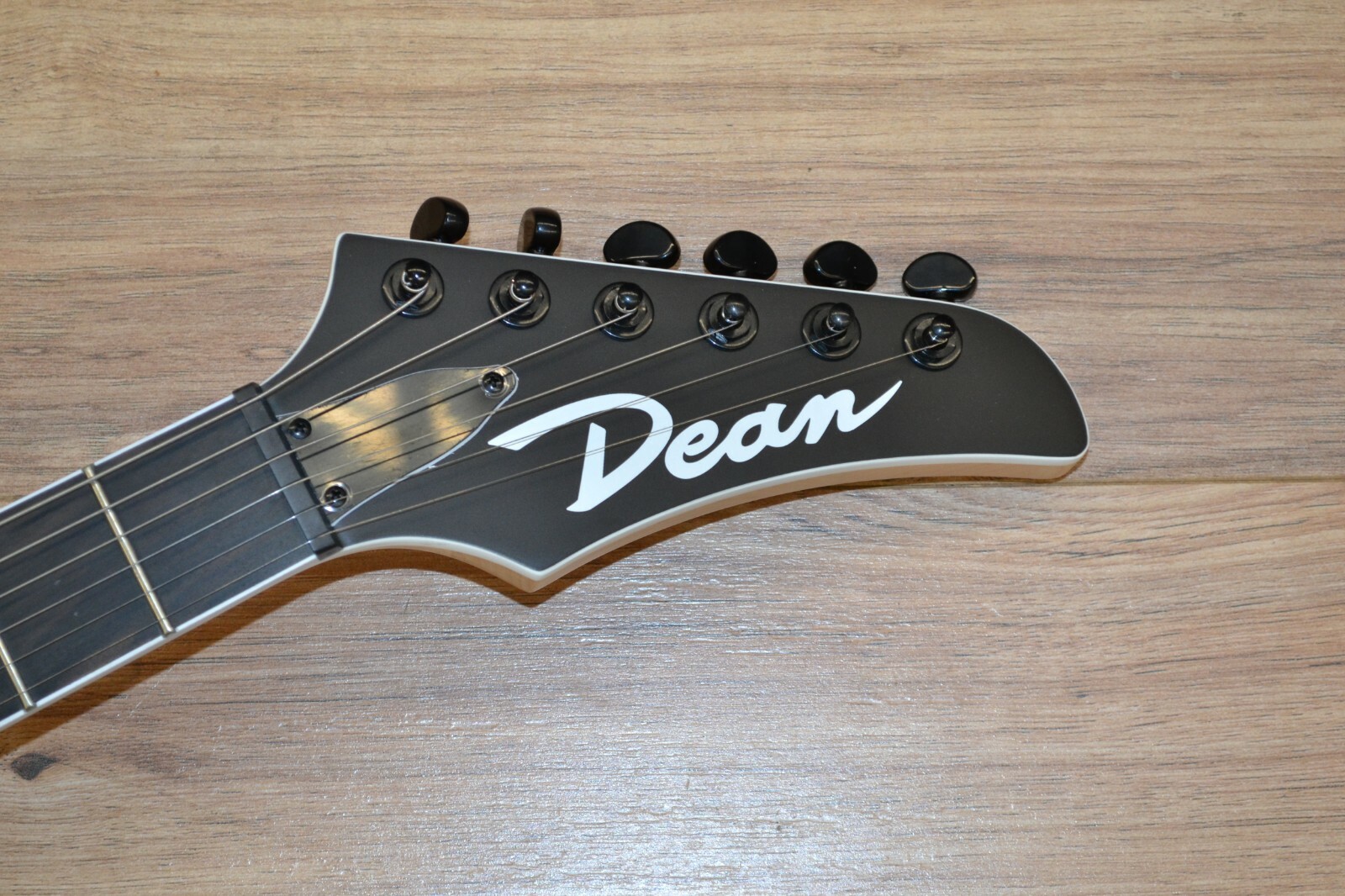 Dean NashVegas Select Metallic Red Satin