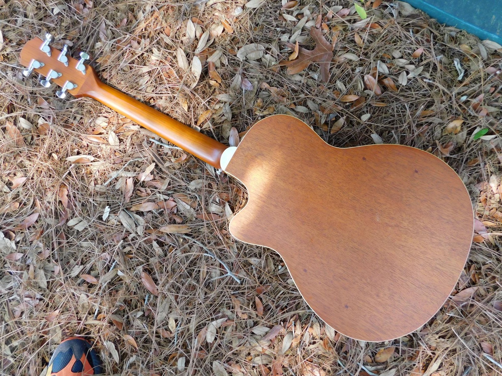 Rogue Resonator Set Neck Electric Guitar, Kind of Rare,Plays,Looks,Sounds Great