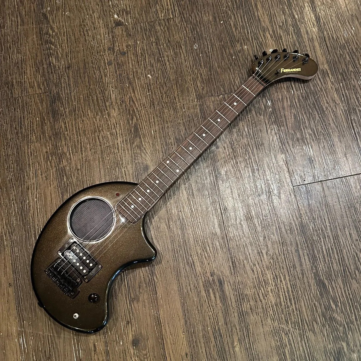 Fernandes ZO-3 Geitasha Electric Guitar with Built-in Amplifier