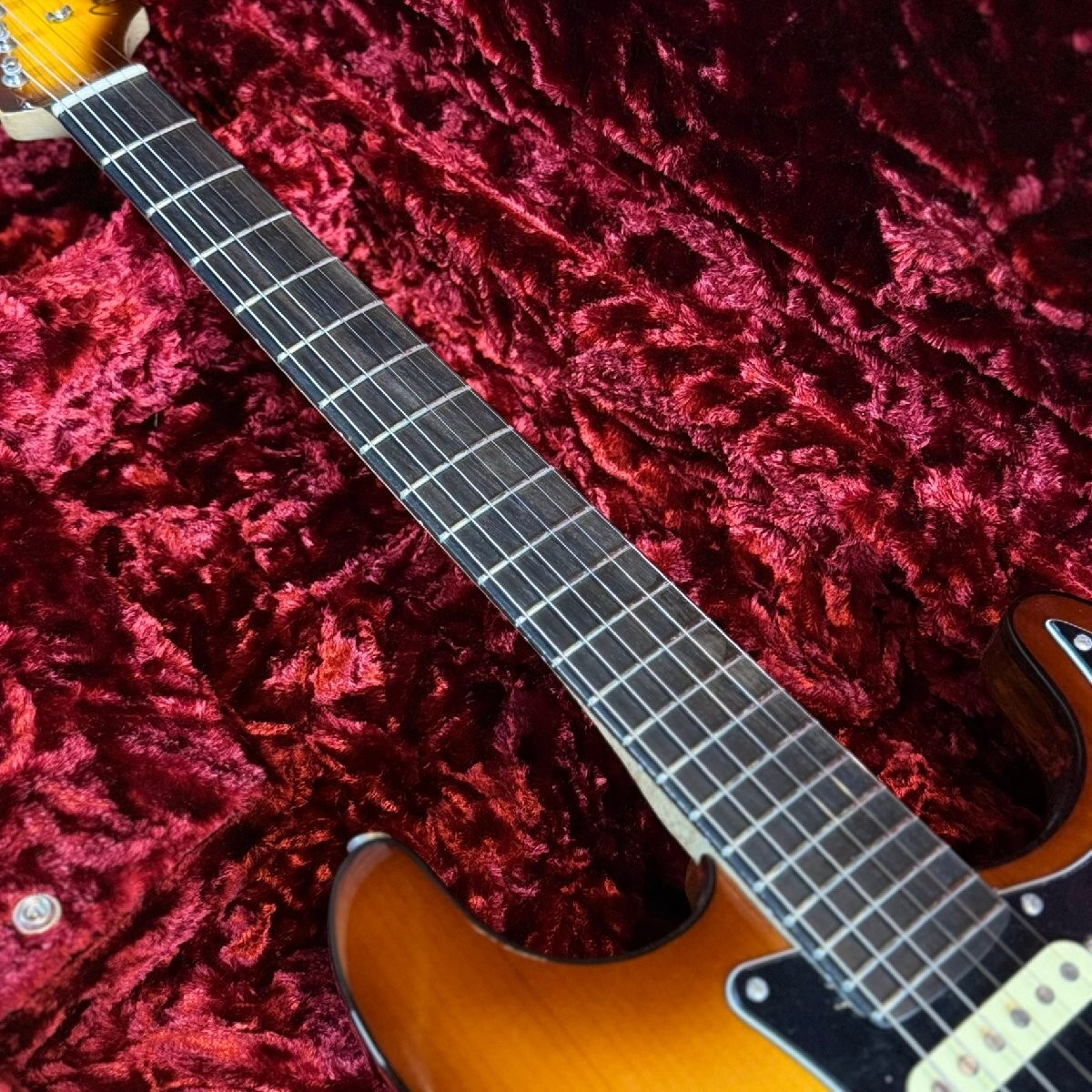 Fender USA Limited Edition Suona Stratocaster Thinline Violin Burst #QY72VQ