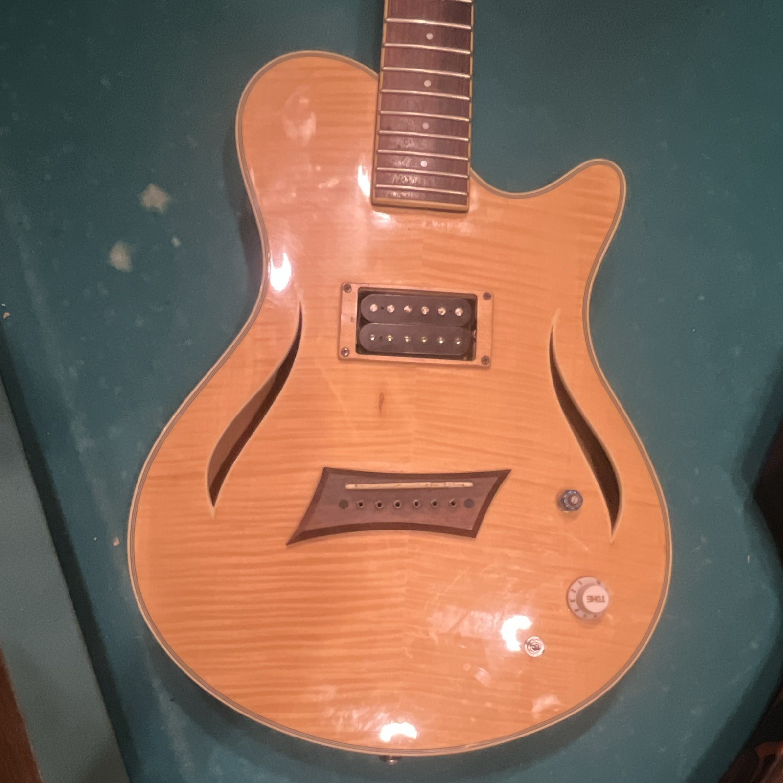 Michael Kelly Patriot Semi-Hollow Electric Guitar Natural Maple 6-String RH 2011