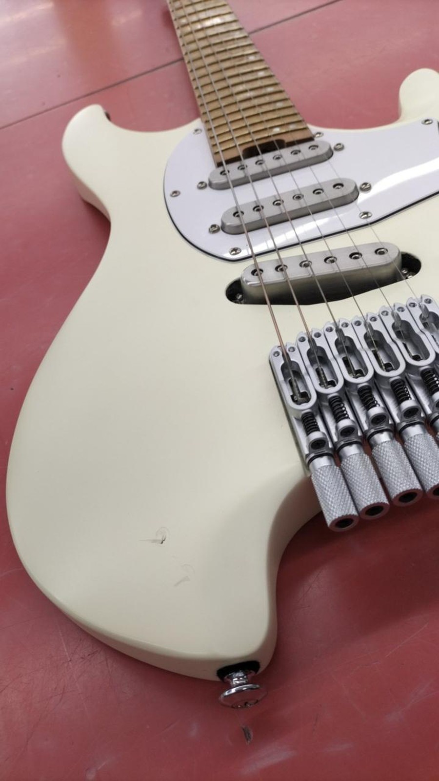IBANEZ ICHI10-VWM Used Okoume body Maple neck Maple fingerboard White