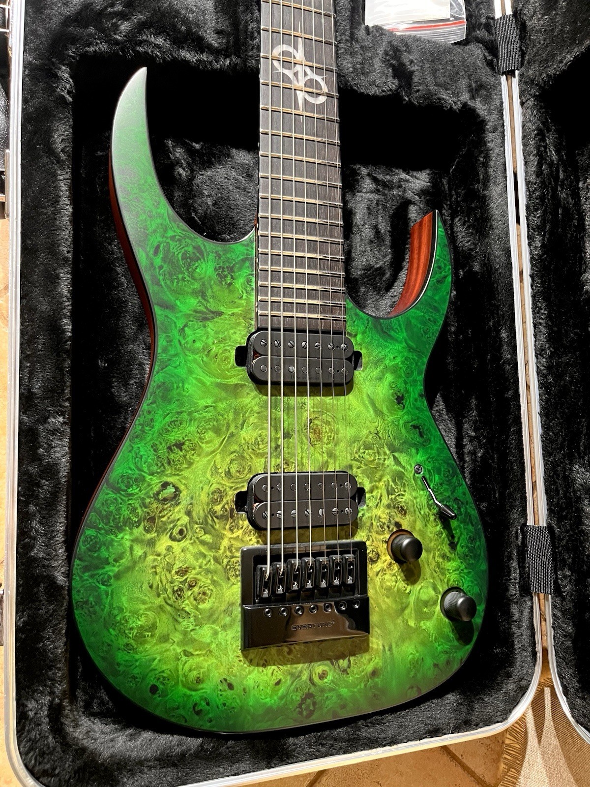 Solar S1.7LB – Lime Burst Matte Electric Guitar – 7 String – Evertune – W/ Case