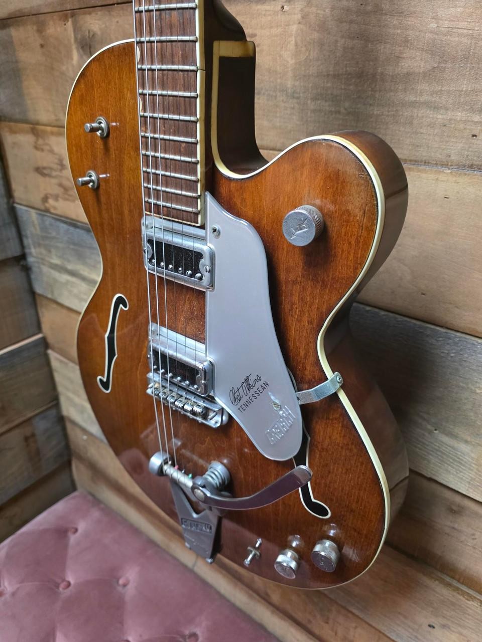 1965 Gretsch Chet Atkins Tennessean 6119 – Natural w/ Hard Case