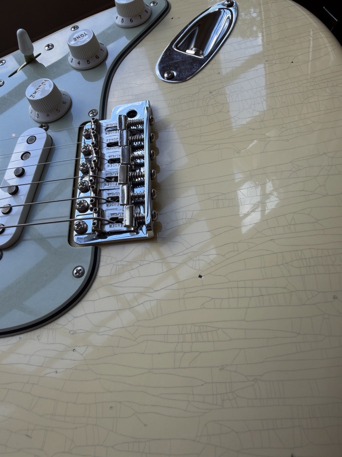 2025 Fender Custom Shop ‘65 Stratocaster W25 Journeyman – Aged Vintage White
