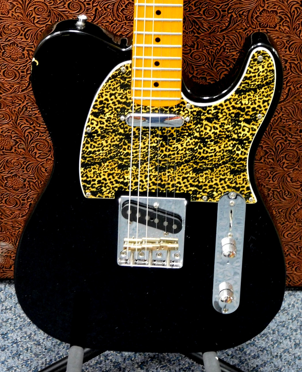 Unbranded Single Cut Electric Guitar! Leopard Print Pickguard! VERY NICE!!!