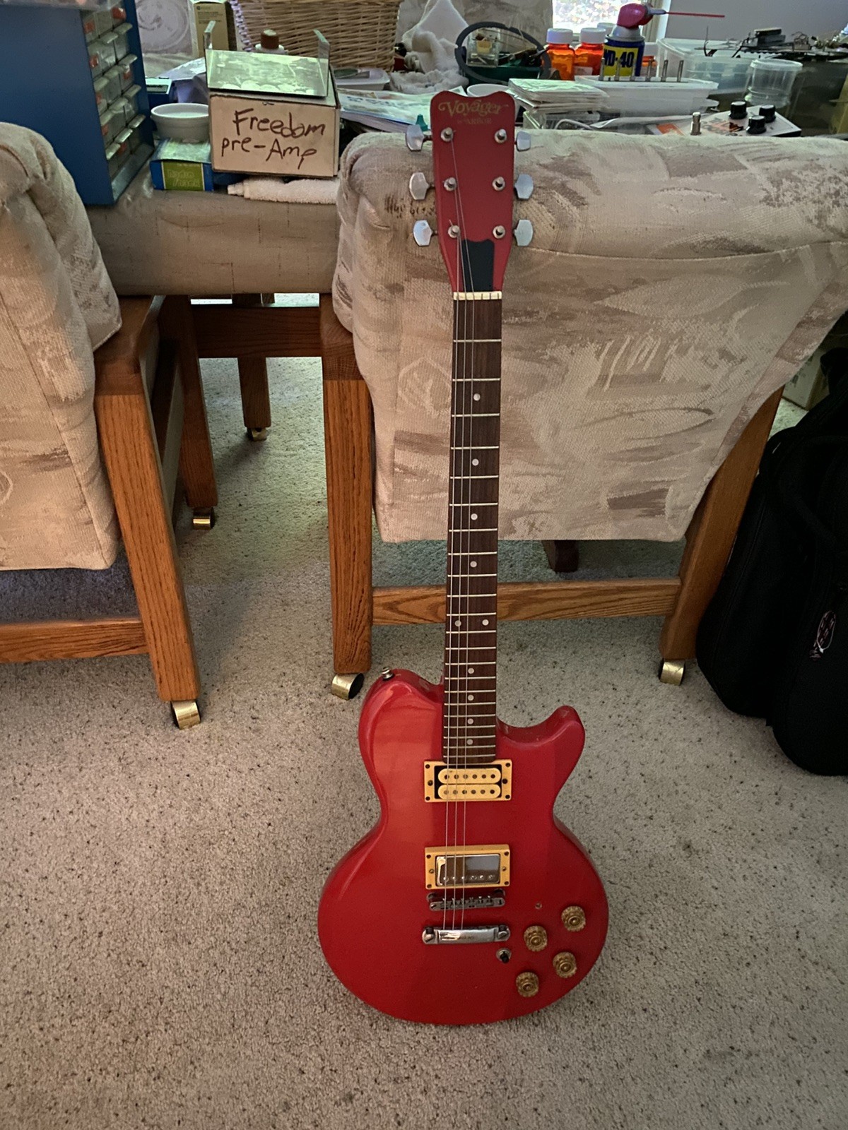 1980’s Voyager By Arbor 2 Pickup Les Paul Shape Electric Guitar