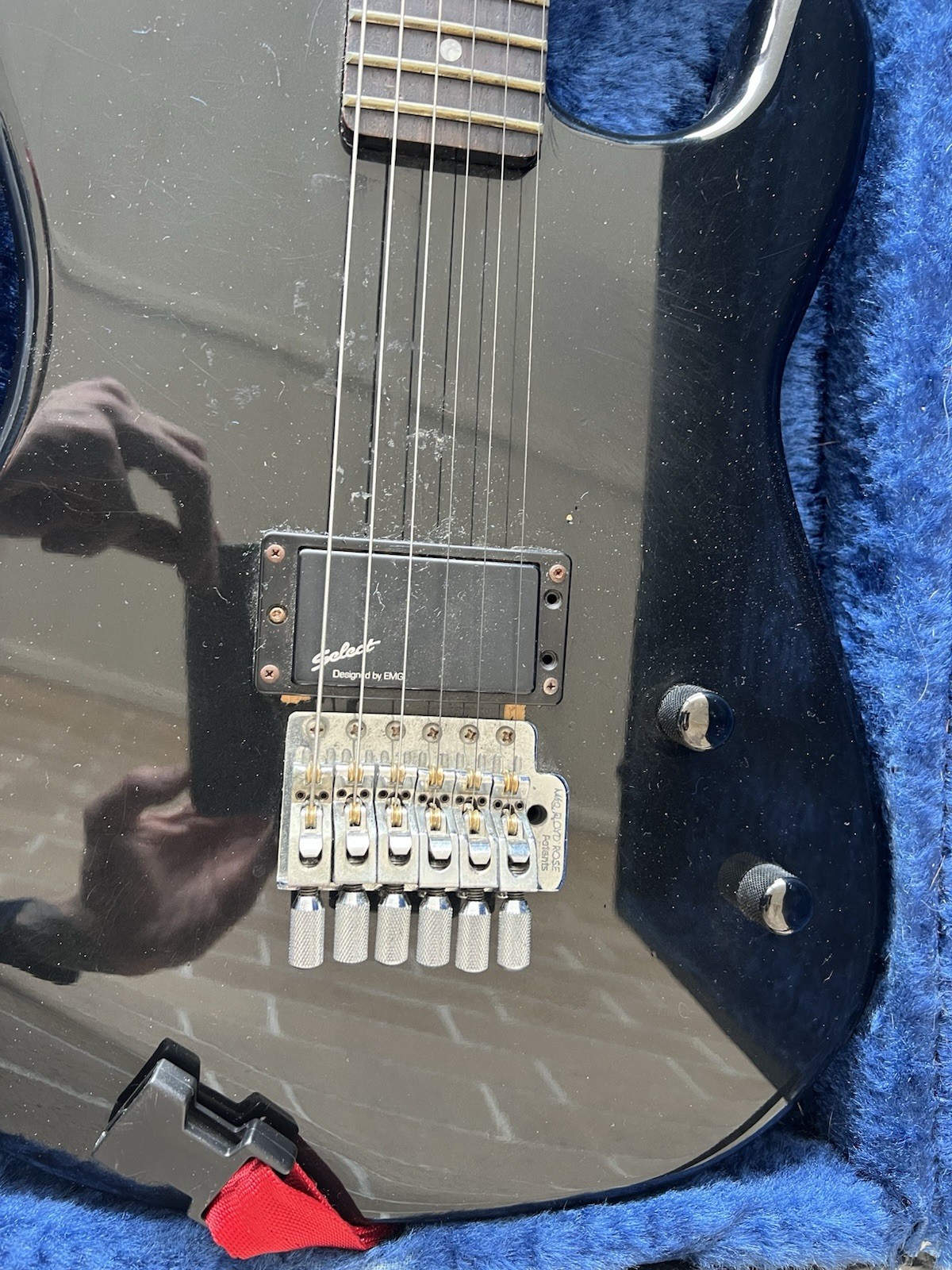 B.C. Rich Rave Guitar with Hard Case. Used.