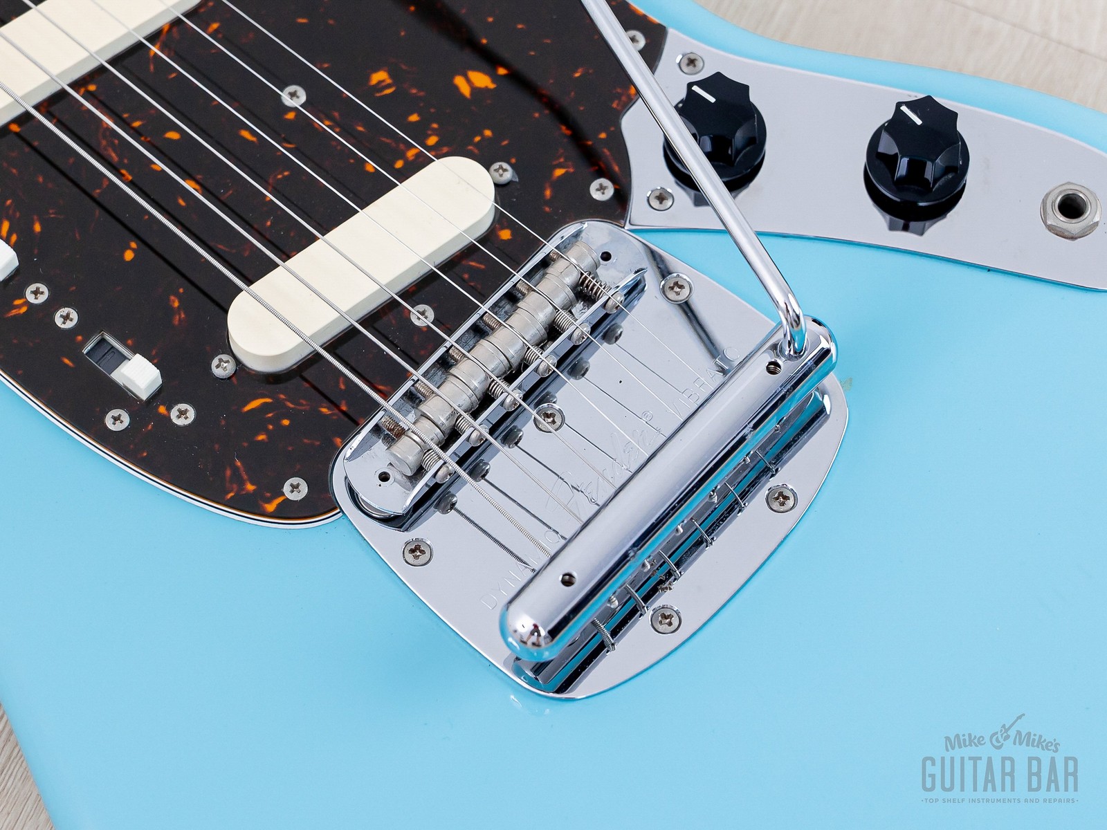2011 Fender Mustang ’69 Vintage Reissue MG69 Sonic Blue Near-Mint, Japan MIJ