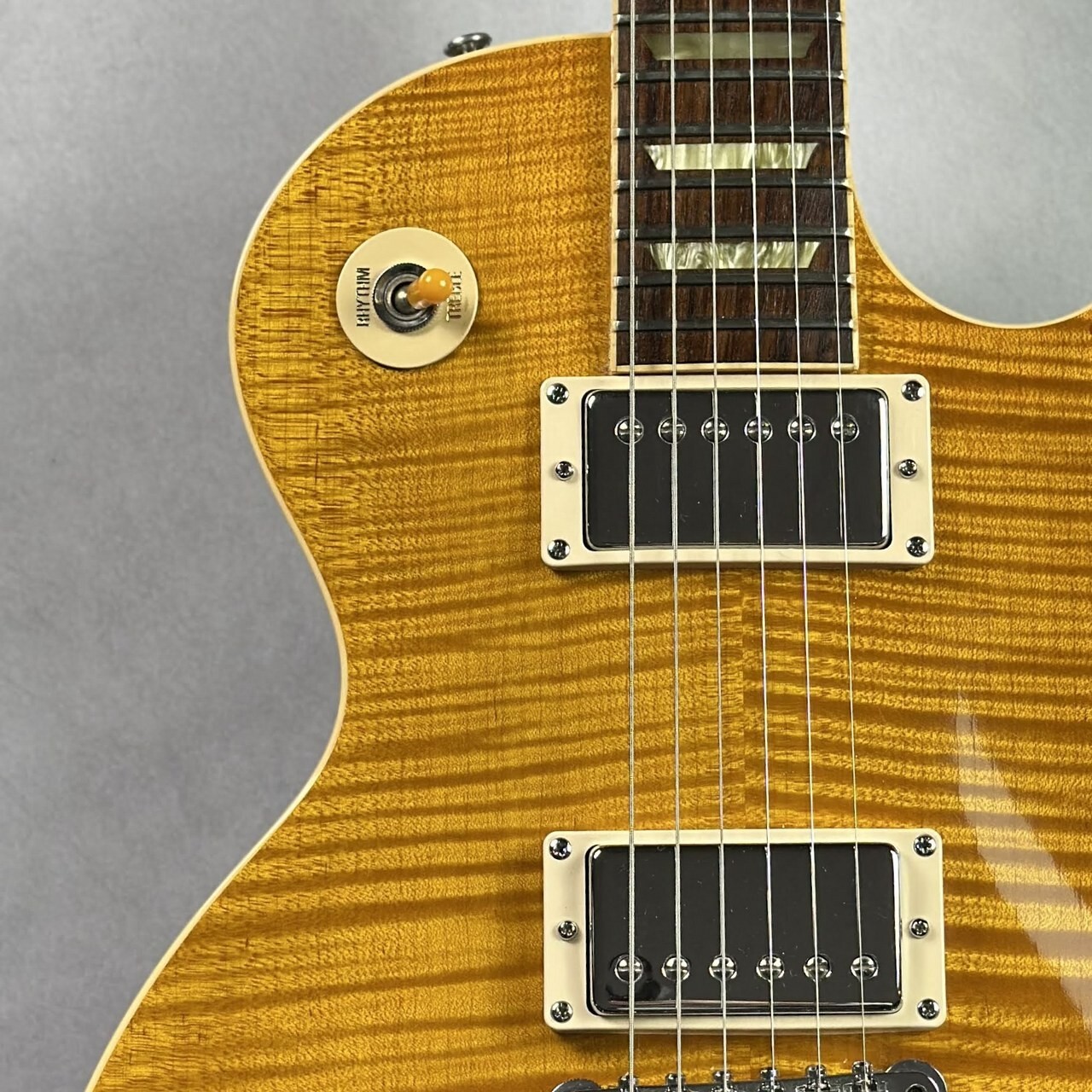 Gibson Les Paul Classic Premium Plus Trans Amber 1995 Electric Guitar