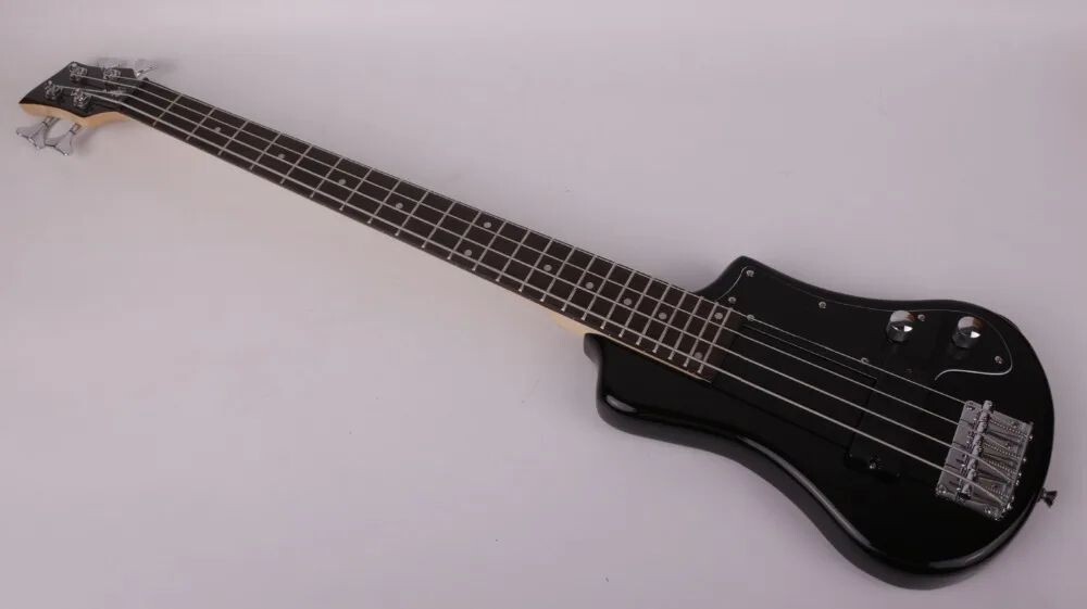 4strings electric bass basswood body maple neck rosewood FN in black color