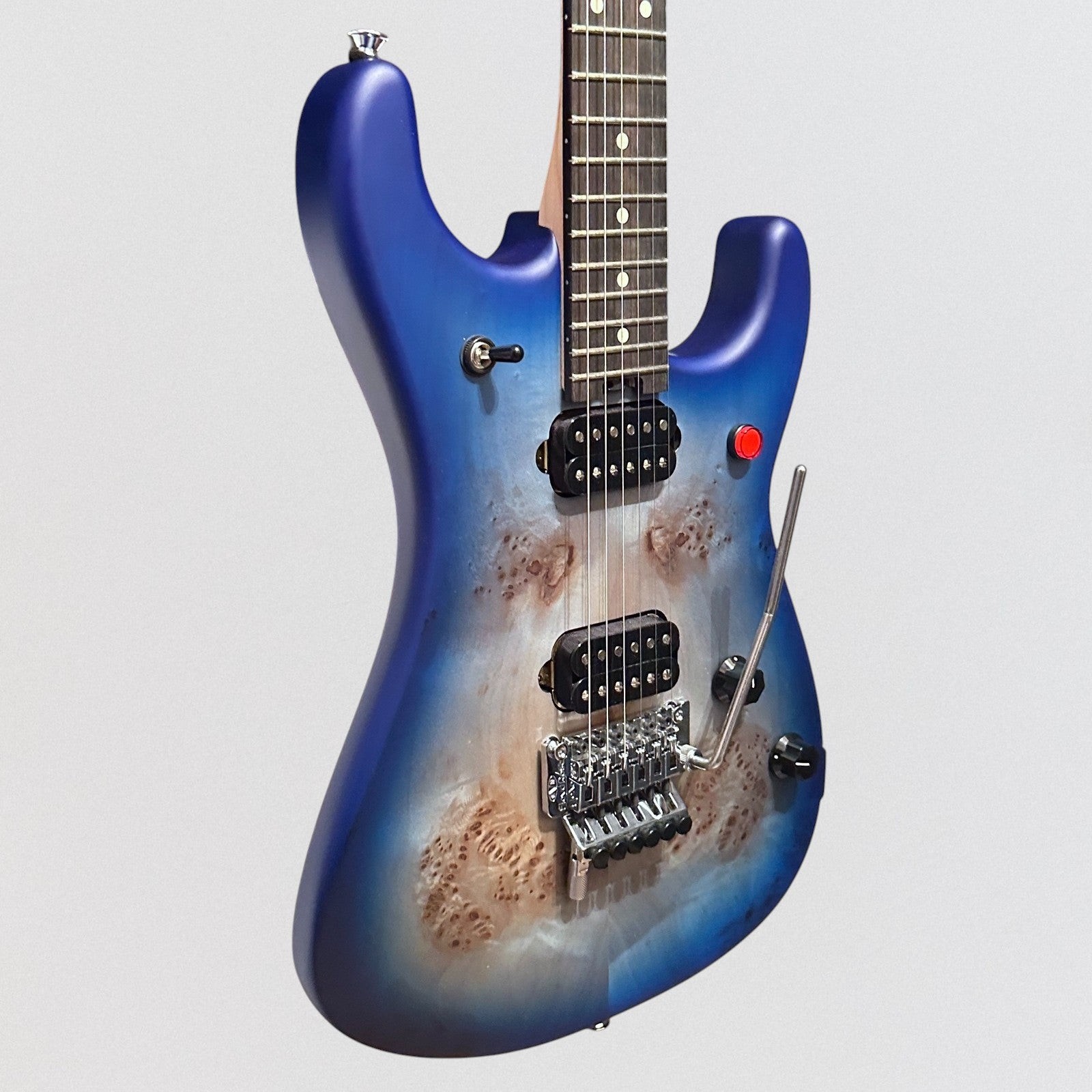 EVH 5150 Series Deluxe Poplar Burl Electric Guitar – Aqua Burst