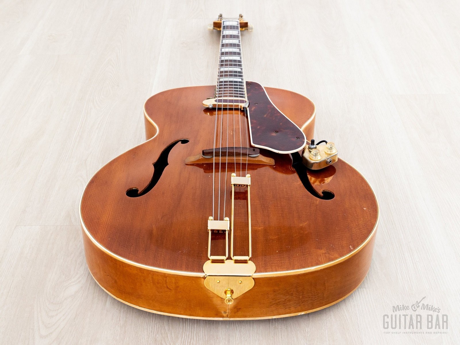 1949 Epiphone Broadway Vintage Archtop Guitar w/ Case