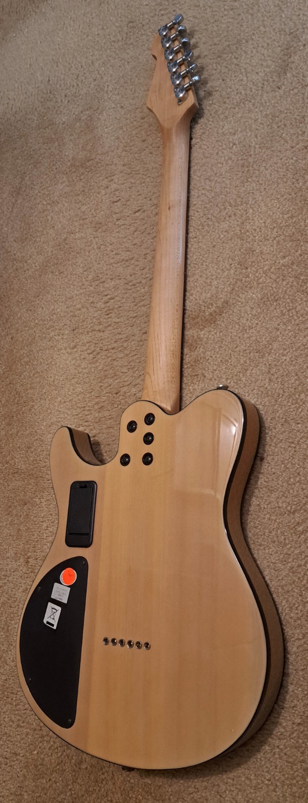 Peavey Generation EXP Guitar, Natural Finish, HH + Piezo, Excellent!