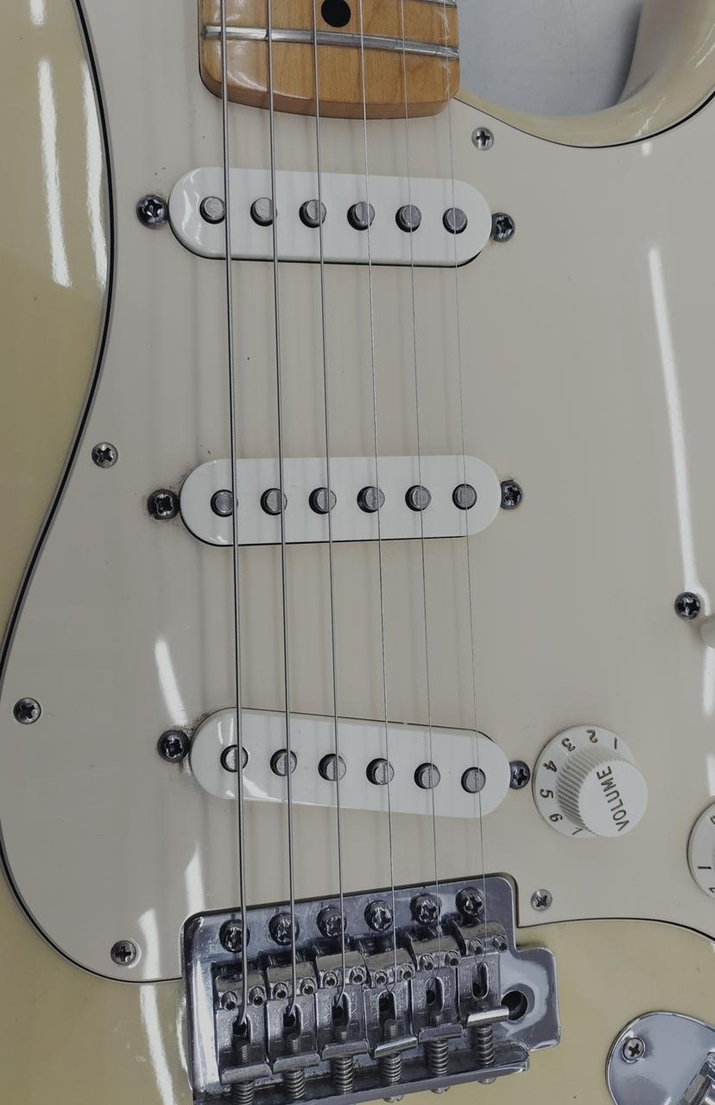 FENDER MEXICO STRATCASTER Used Alder body Maple neck Maple fingerboard White