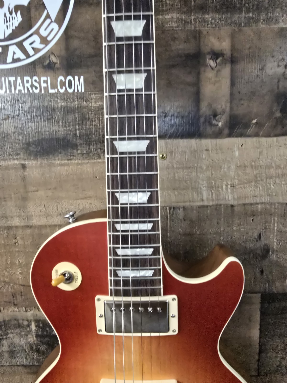 2025 Gibson Les Paul Standard 60s Faded W/Ohsc 8.7 Lb