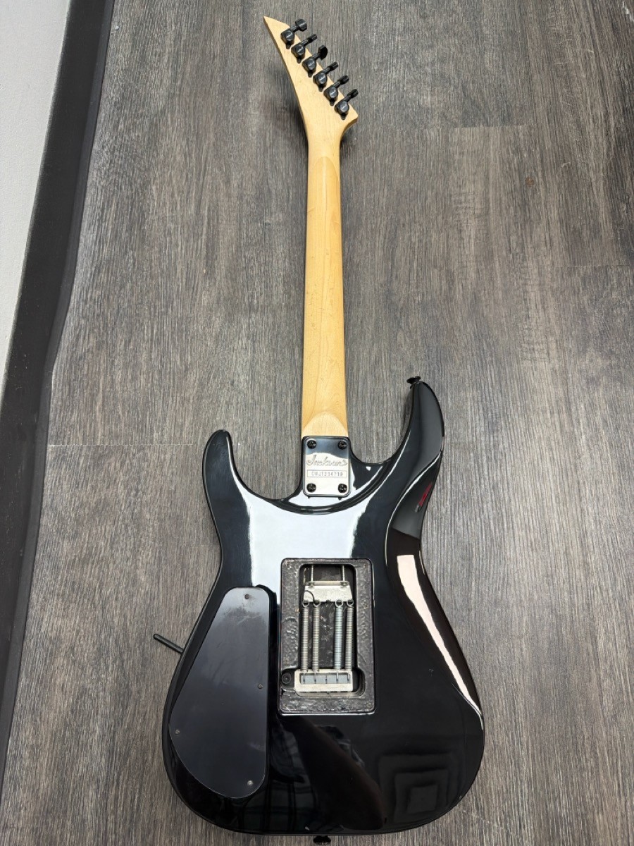 JACKSON ELECTRIC GUITAR JS32 DINKY (B06012913)
