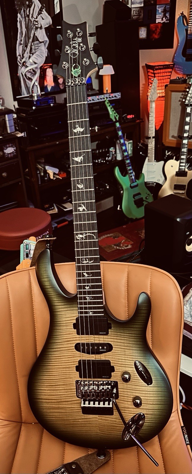 ‘25 PRS | SE | Chleo | Herman Li Signature | Mantis Burst | MINT!