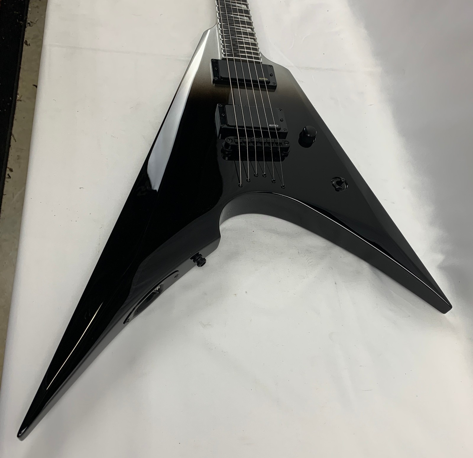 ESP E-II Arrow NT Black Silver Fade Electric Guitar + Case B-Stock Stoptail