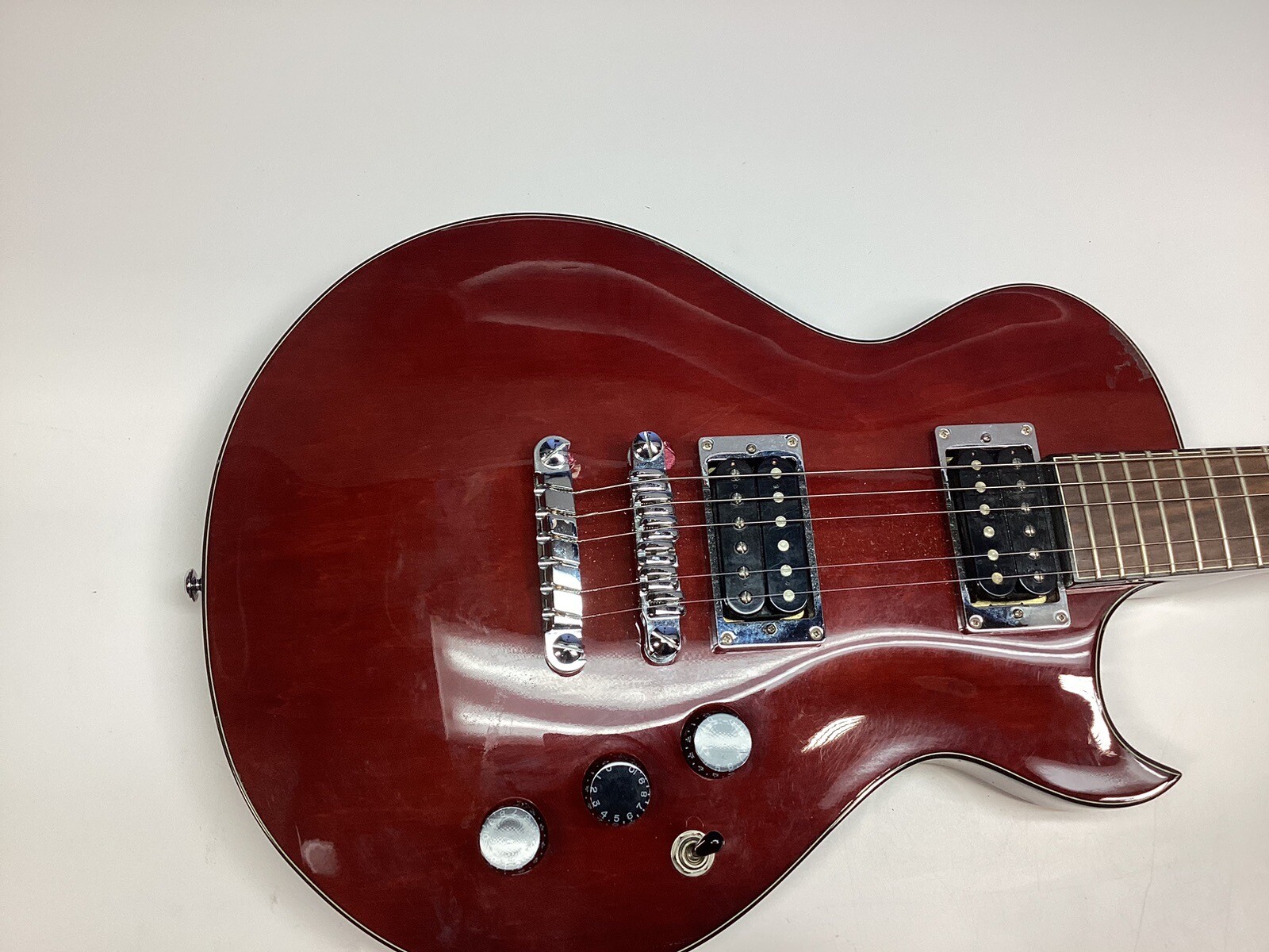 ALBANEZ ELECTRIC GUITAR Dark RED W CASE MUSIC CUSTOM BAND Sharp Bass Music Clean