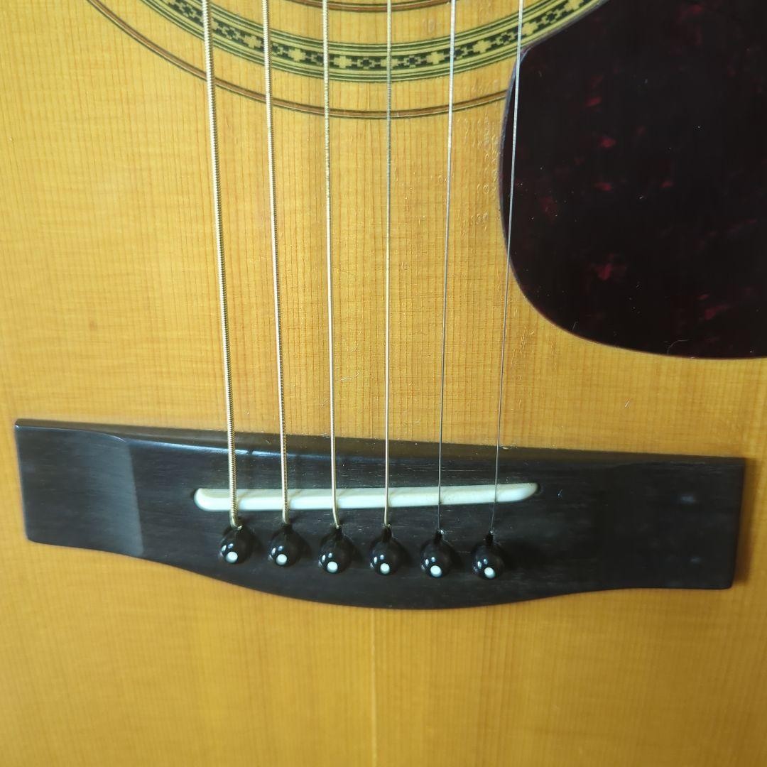 Yamaha L-10 acoustic guitar with hard case Jacaranda