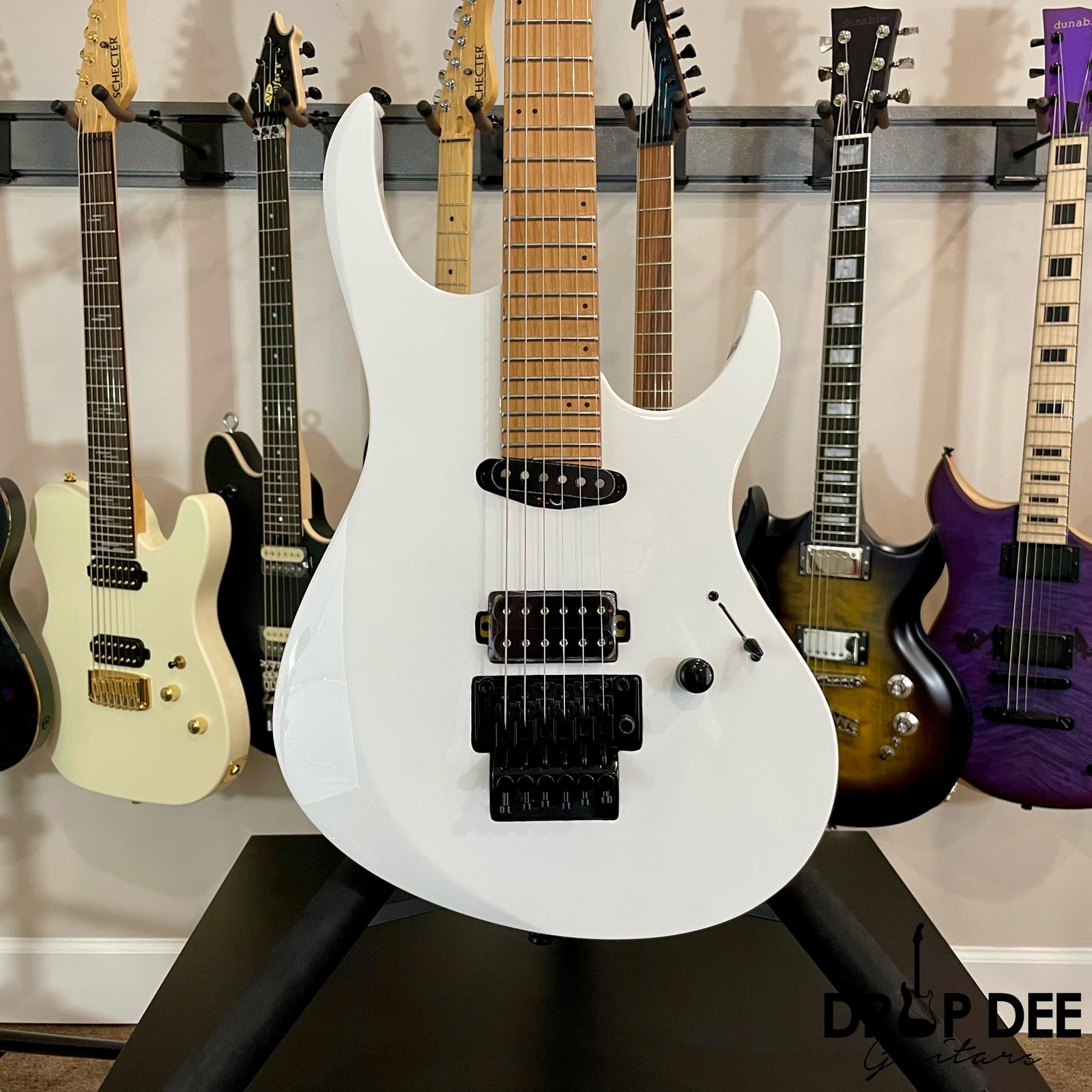 Balaguer Select Series Diablo Retro 27 FR Electric Guitar w/ Bag – Gloss Solid