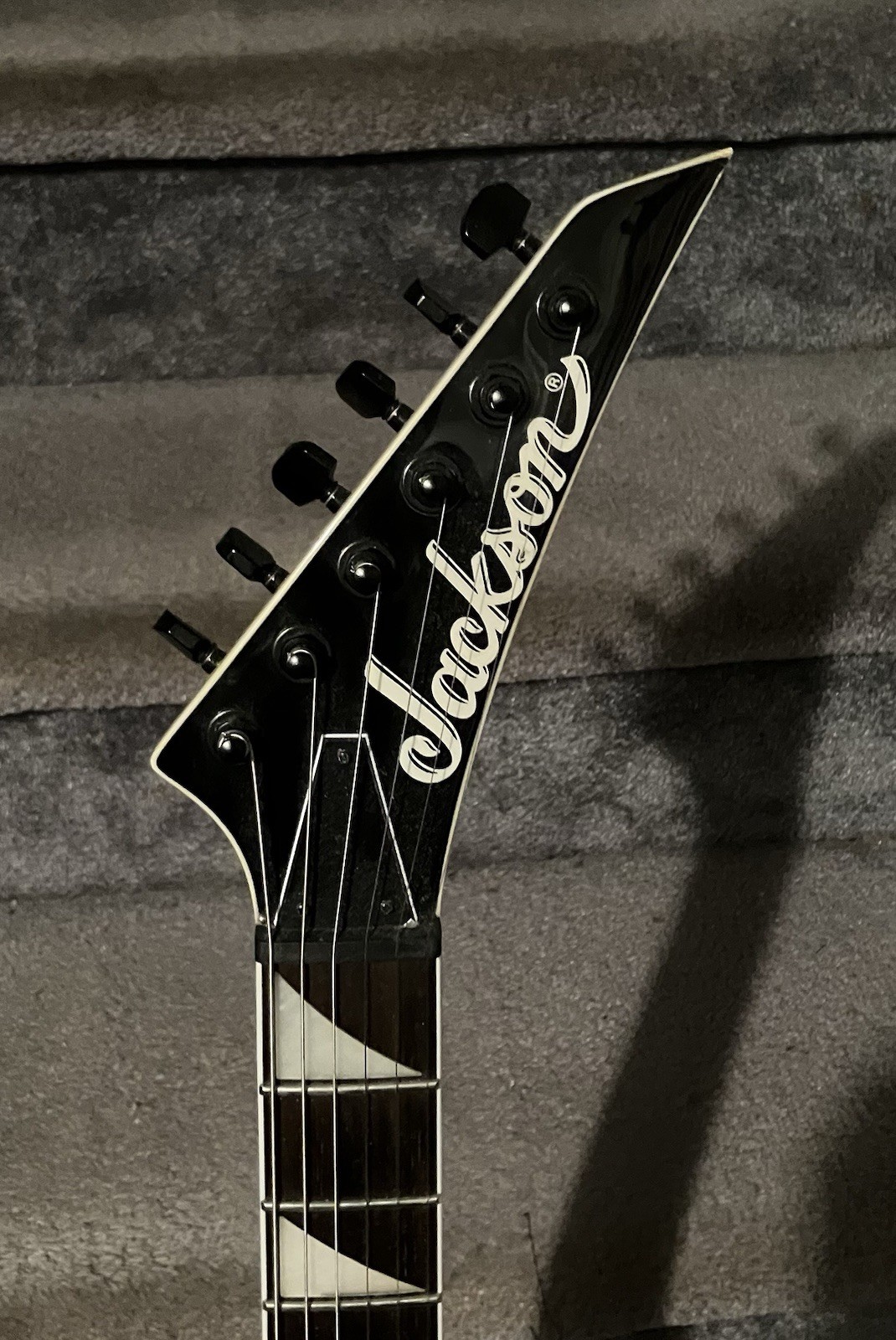 Jackson JS Series JS32TQ DKA Dinky Archtop with Amaranth Fretboard Red + Bag