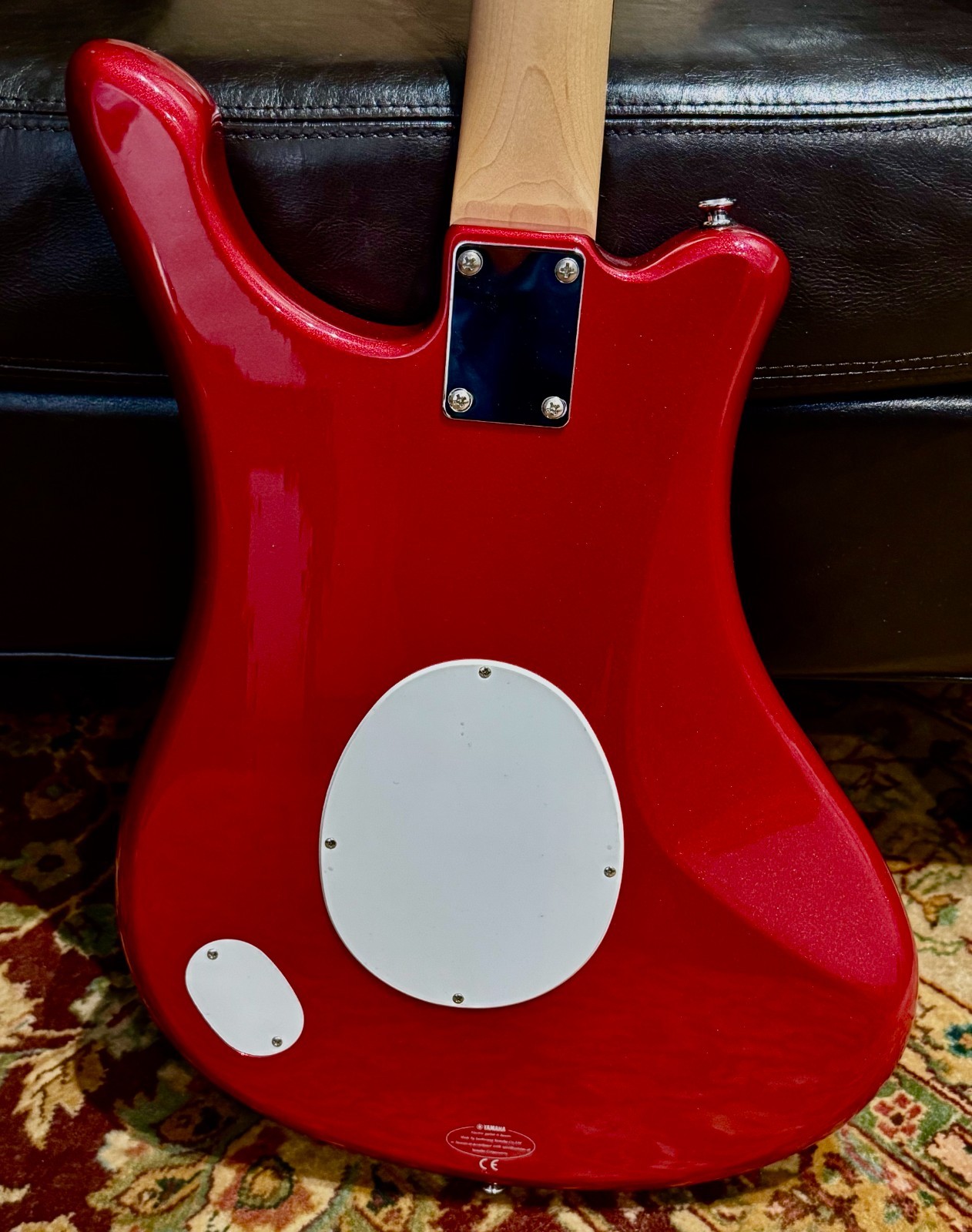 Yamaha SGV 300 Unique/Rare Electric Solid Body Guitar MInt Condition