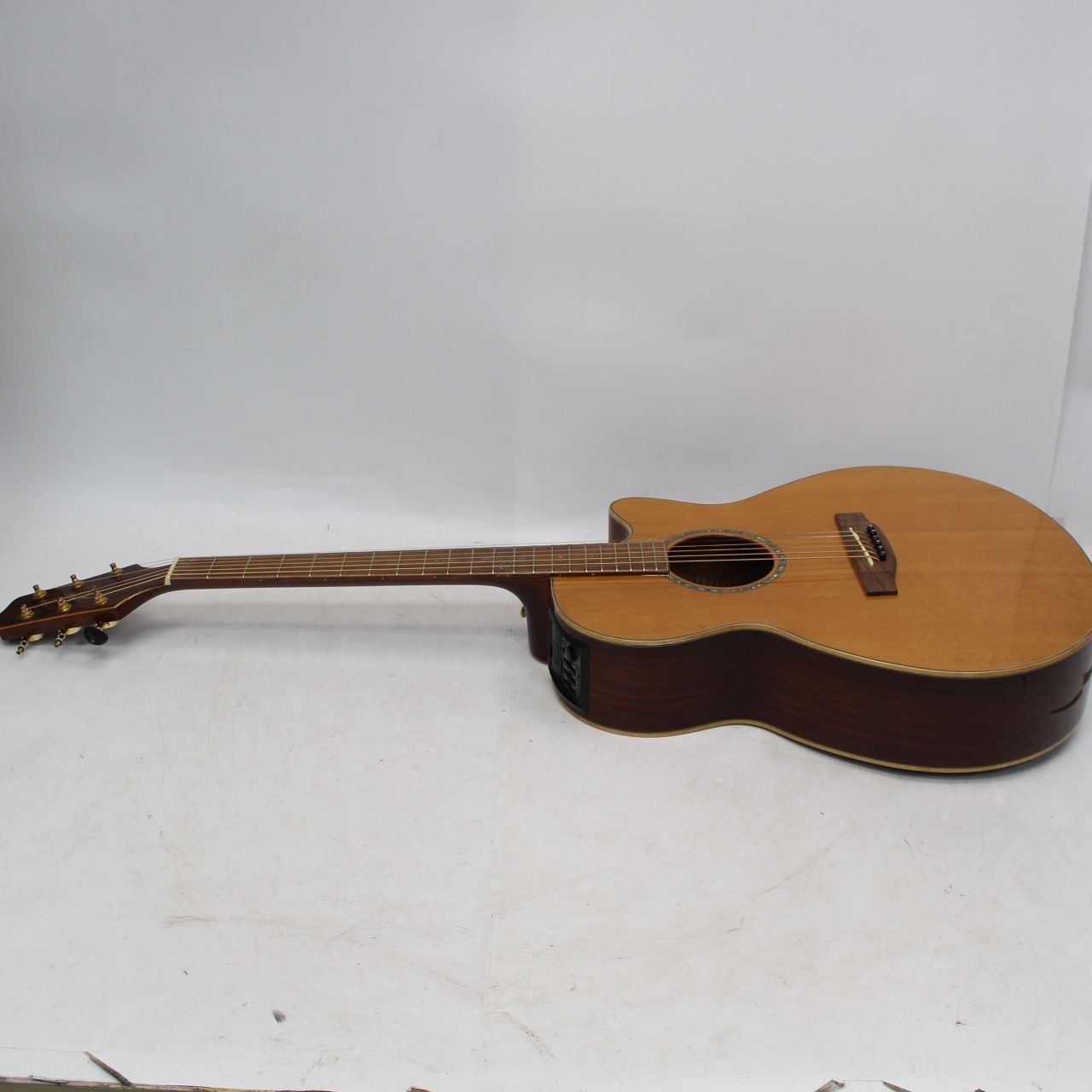 592)Takamine EG463SC electric acoustic guitar Takamine made in 1997