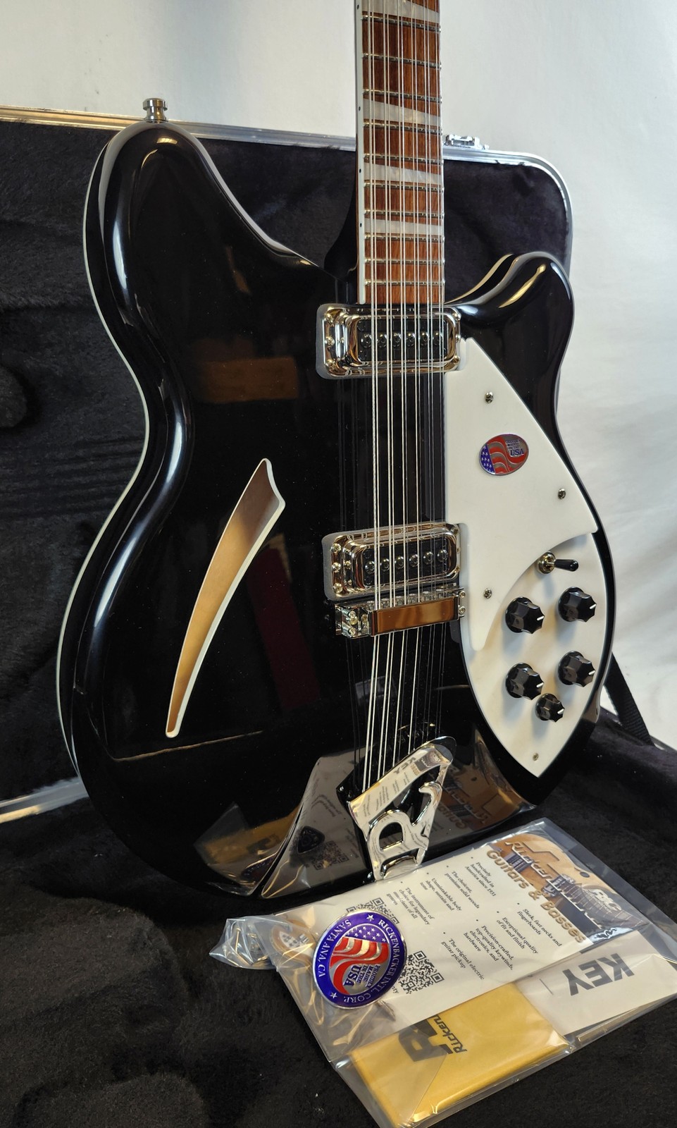 Rickenbacker 360 Jetglo 12-String Semi-Hollow Guitar, Stereo, HSC