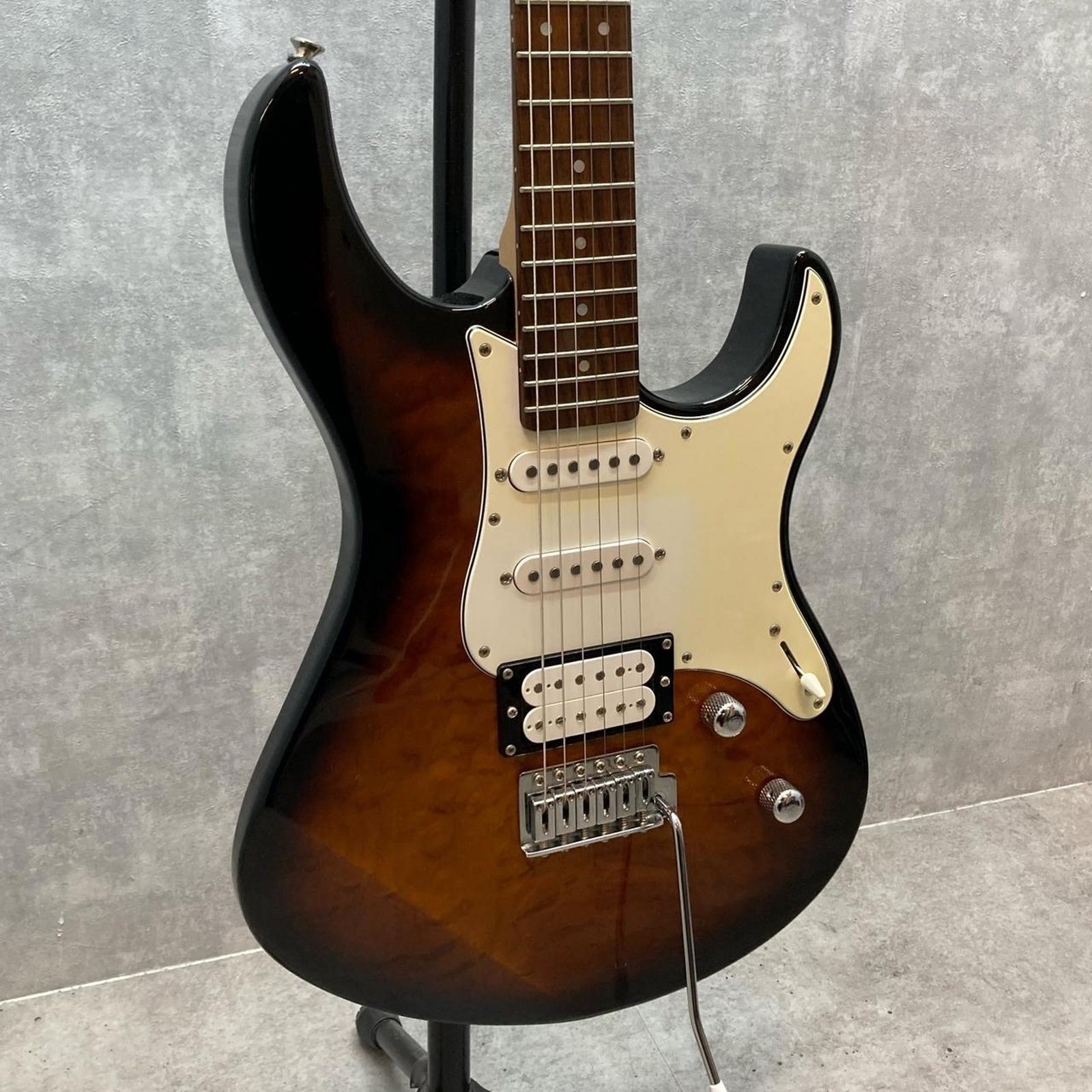 YAMAHA PAC212VQM Used Maple Neck Rosewood Fingerboard Tobacco Brown Sunburst