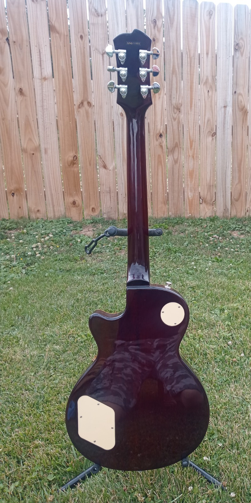 Agile Gold top AL 2000 LP style 6 String Electric Guitar