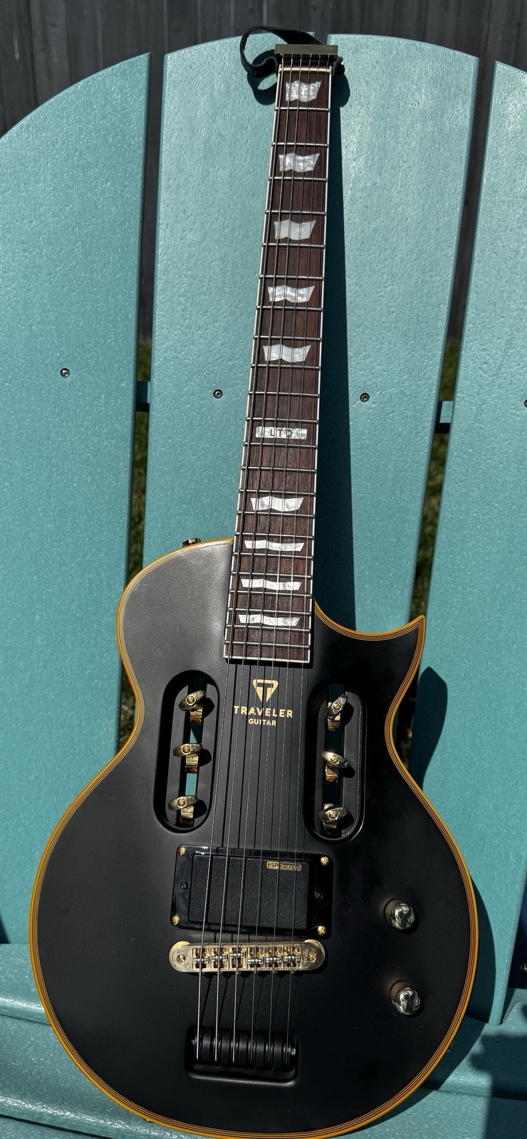 Traveler Guitar LTD EC-1 Headless Travel Electric Guitar Vintage Black w/Gig Bag
