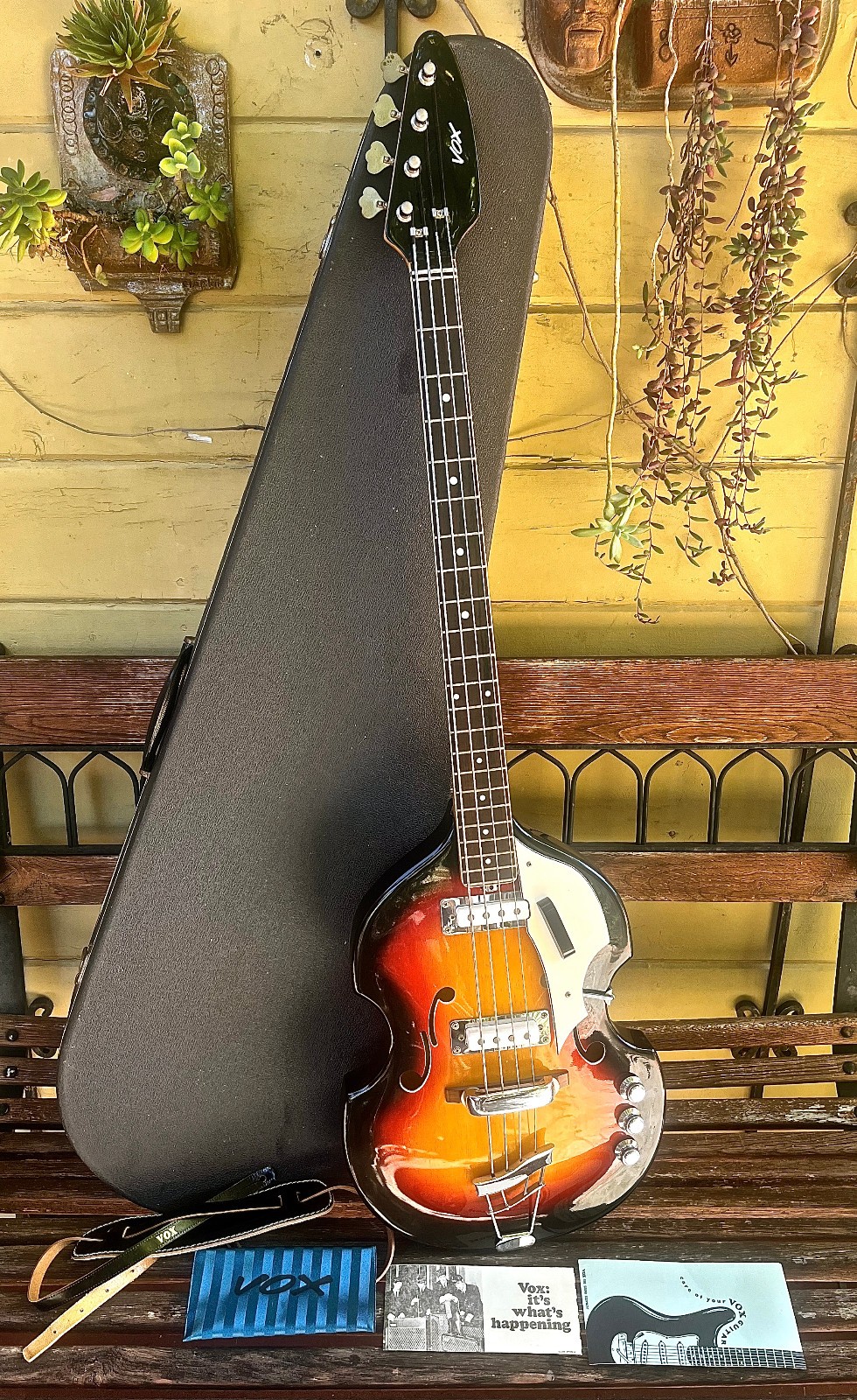 Vntg 1960’s VOX Astro IV Bass + Case Strap Case Candy USA SELLER Free Ship!! WOW