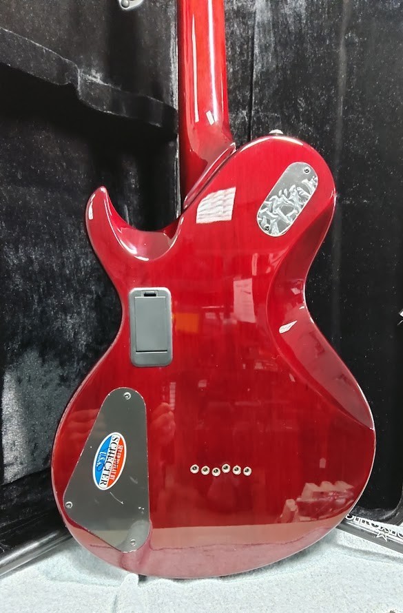 Schecter Hellraiser S Diamond Series 6 String Red w/ Electric Guitar Case