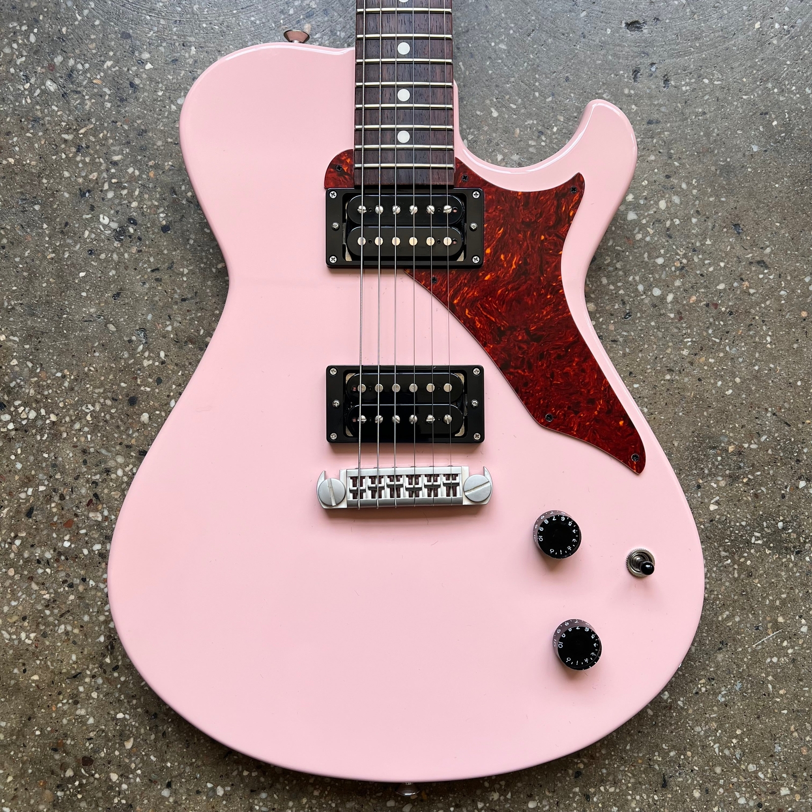 Knaggs Kenai J H2 2022 – Shell Pink