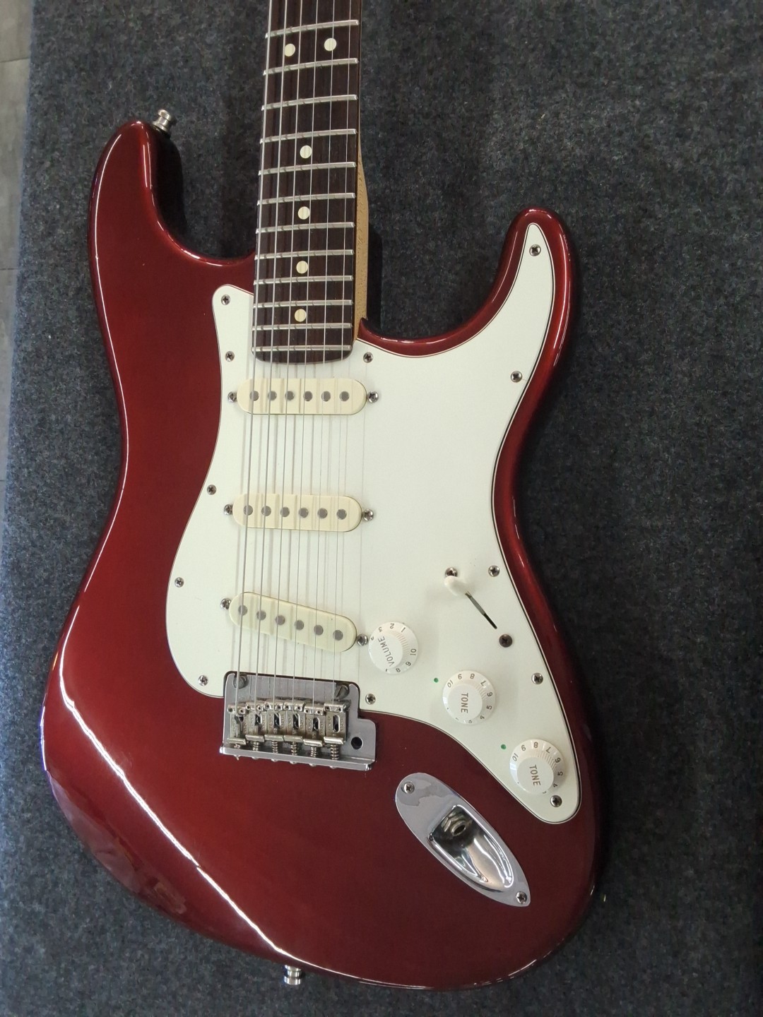 2003 Fender Stratocaster Maple Mexico Fat Red Wine