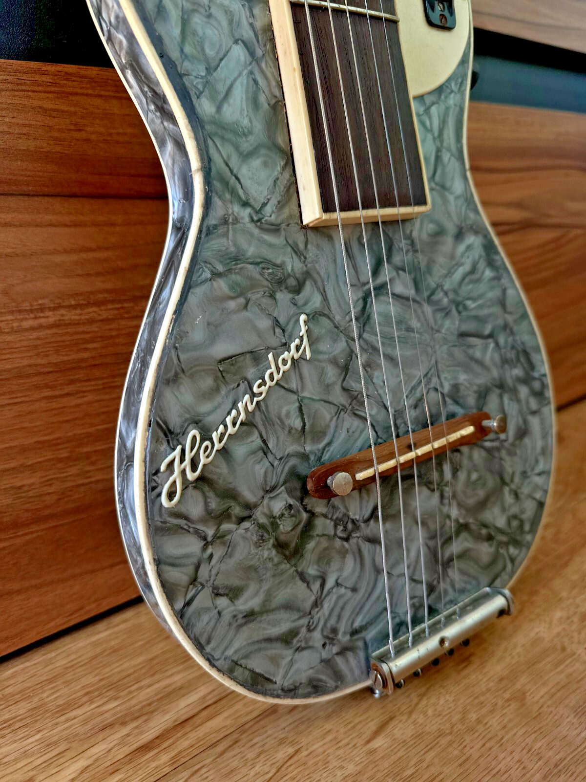 Herrnsdorf Universal Germany Electric Guitar Vintage and Rare 1960s