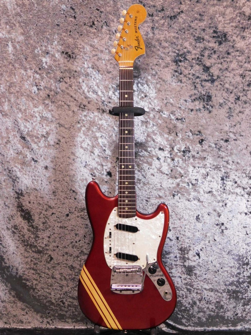 Fender Mustang Competition Red 3.30kg with Hard Case 1973 Electric Guitar